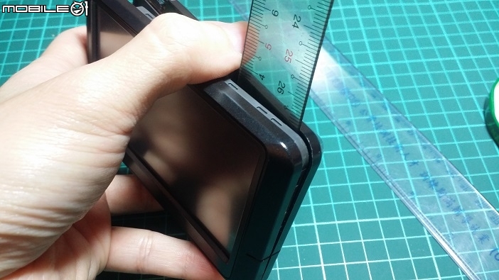 Garmin nuvi 255w 電池更換DIY,觸控螢幕失效故障排除