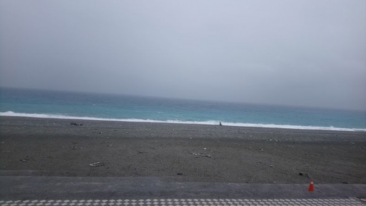 花蓮四天悠悠哉哉親子之旅Day1行程~合歡山公路,快閃七星潭、太平洋公園北濱海灘