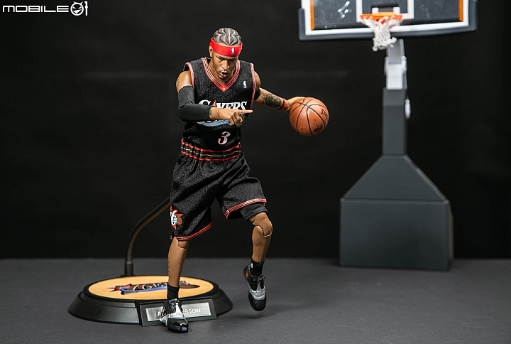 NBA戰神開箱 ENTERBAY Allen Iverson 1/6公仔開箱分享