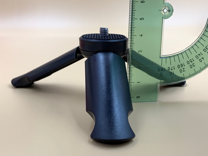 很有邏輯的拍攝兵器 - Adonit PhotoGrip Qi 無線充電藍牙攝影握把