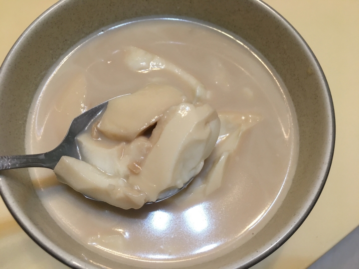 不小心發明了一種全新豆花吃法,好好吃怎麼辦?