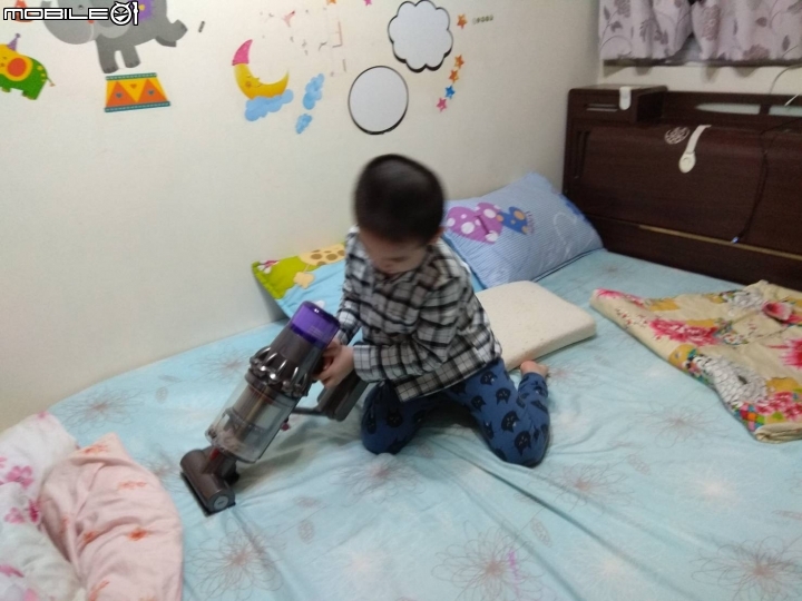 《Dyson V11™無線吸塵器》試用心得(總算打完了)