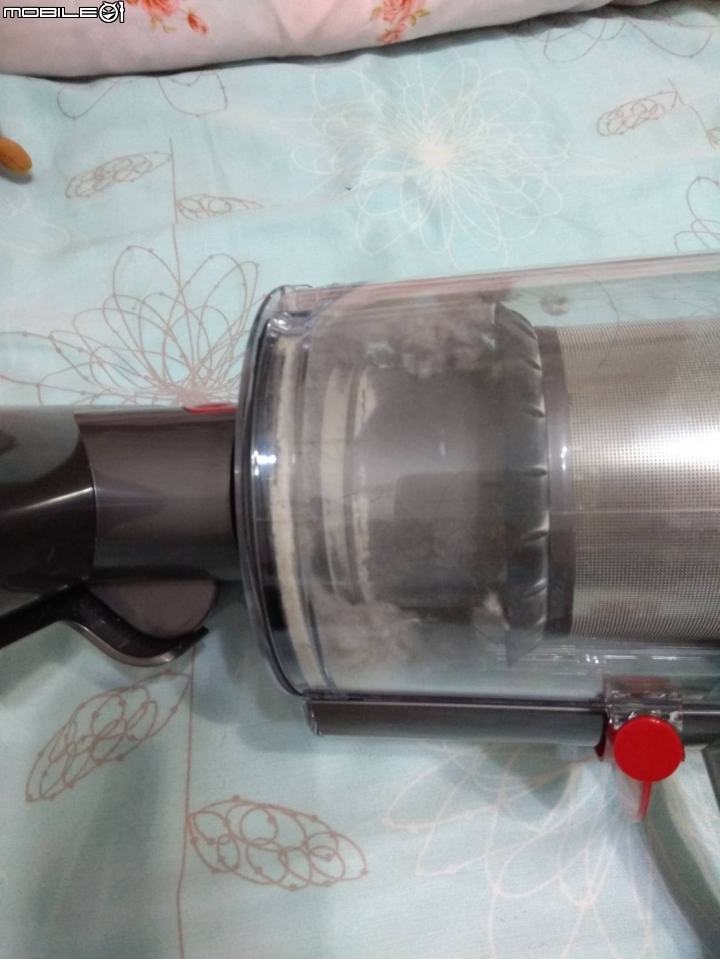 《Dyson V11™無線吸塵器》試用心得(總算打完了)