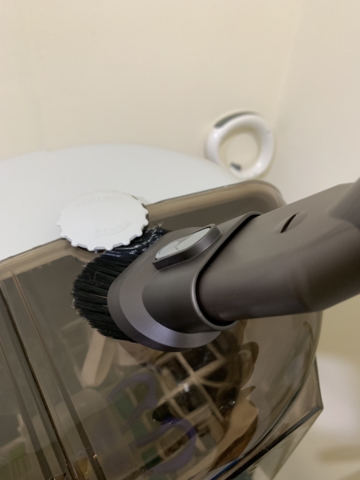 《Dyson V11™無線吸塵器》試用心得【Dyson讓我改變清潔習慣,效率大幅提升,徹底翻轉我的居家生活!】