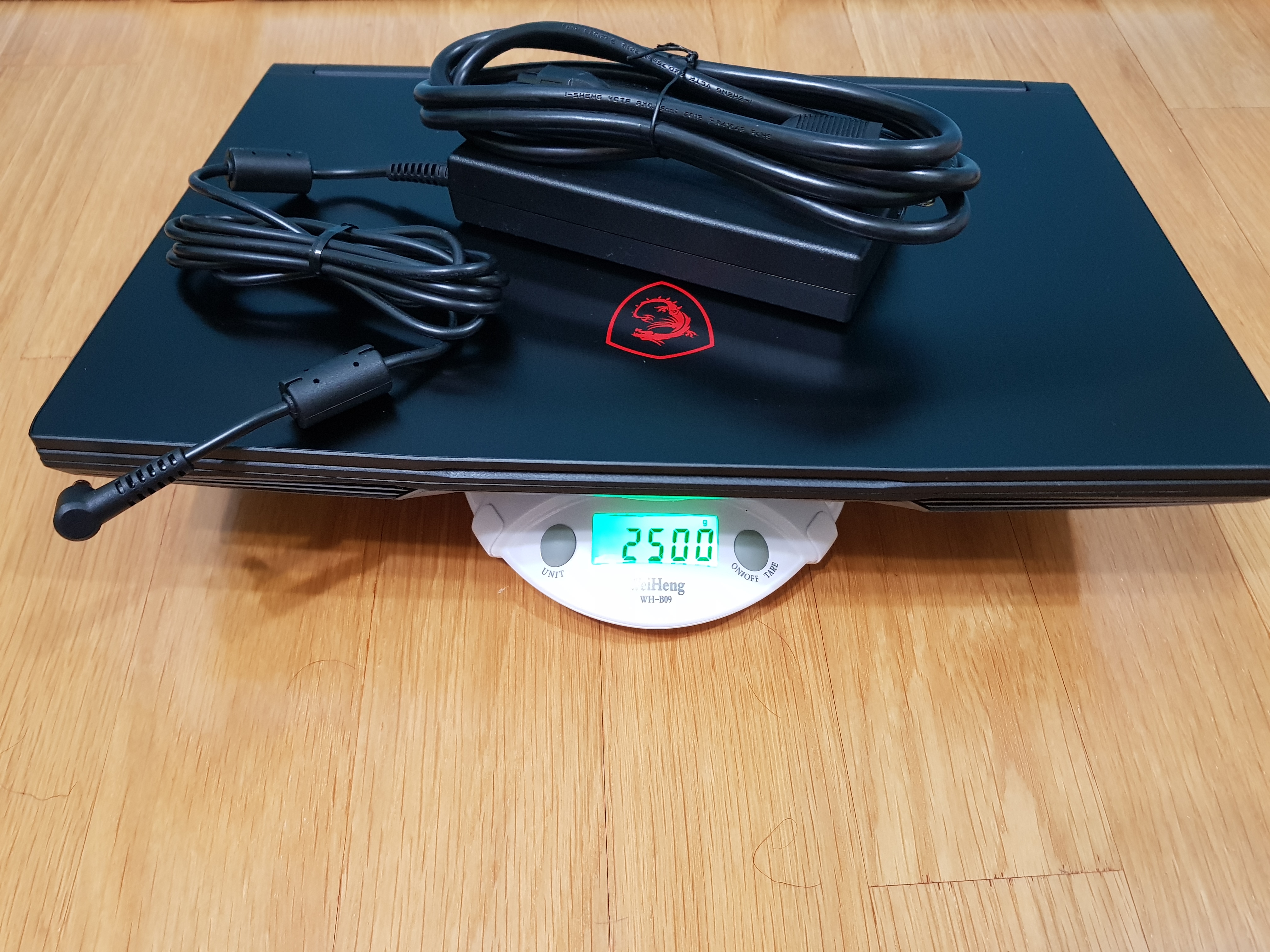 【小宅開箱】MSI GF63 9SC "第九代"CPU降臨,臣服於我腳下,價格唯我獨尊