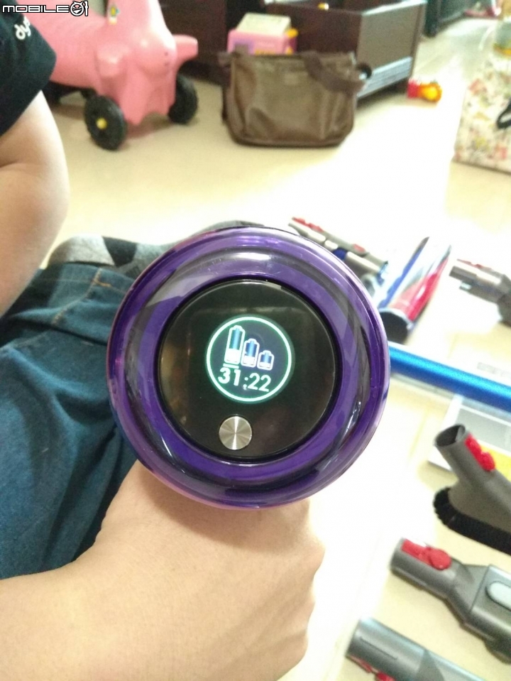《Dyson V11™無線吸塵器》試用心得(總算打完了)