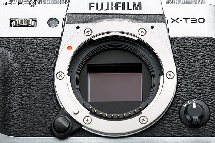 Fujifilm X-T30 微旗艦真本事 富士無反超值之選 !