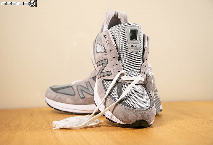 New Balance 990v5元祖灰 頂規旗艦跑鞋分享