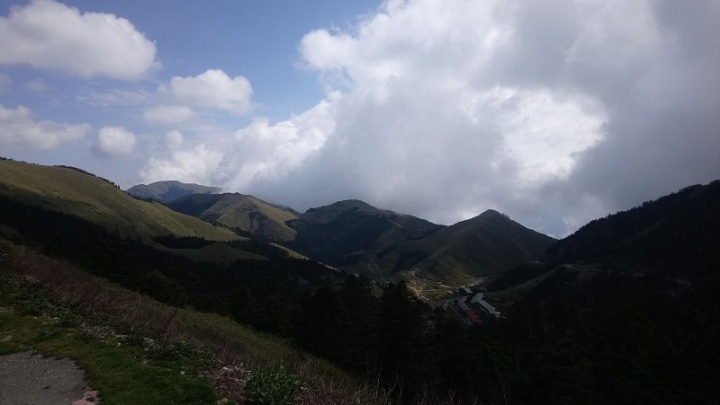花蓮四天悠悠哉哉親子之旅Day1行程~合歡山公路,快閃七星潭、太平洋公園北濱海灘