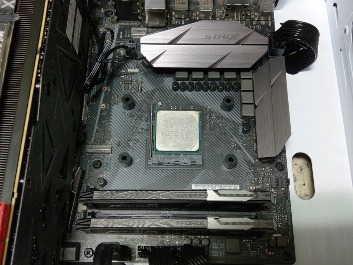 AMD Ryzen超頻使用的最佳散熱解決方案,Scythe鐮刀無限五RGB黑化版 開箱測試分享