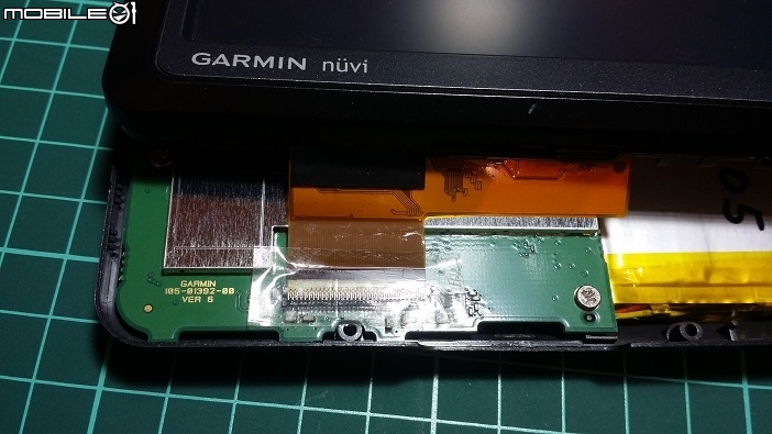 Garmin nuvi 255w 電池更換DIY，觸控螢幕失效故障排除