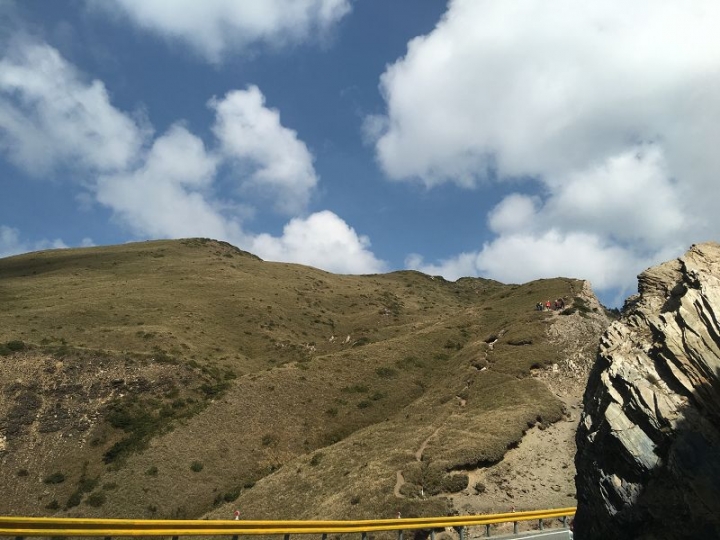 花蓮四天悠悠哉哉親子之旅Day1行程~合歡山公路,快閃七星潭、太平洋公園北濱海灘