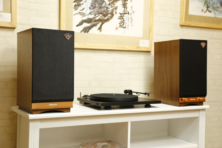 KLIPSCH THE SIXES + R-10SWi 一套搞定數位流與類比黑膠的音響