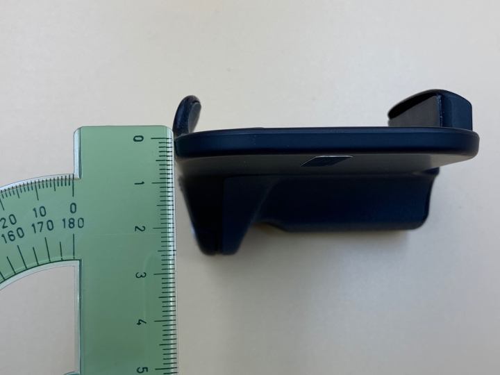 很有邏輯的拍攝兵器 - Adonit PhotoGrip Qi 無線充電藍牙攝影握把