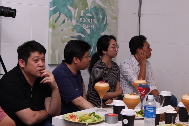 路由器也能保障所有裝置網路安全? D-Link & McAfee雙強聯手 頂級防禦、無縫上網 Wi-Fi Mesh新品體驗會