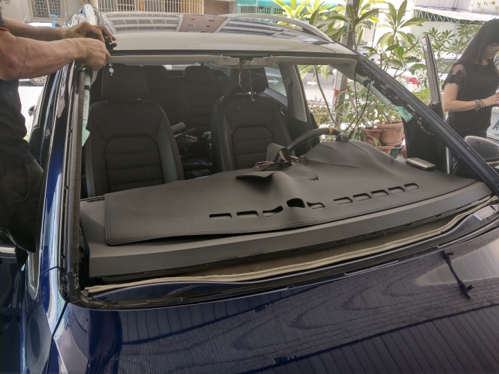 volkswagen sportsvan 與IQ drive沒有距離 升級車道維持系統 ACC巡航 原廠盲點偵測及後方車流警示 數字型胎壓