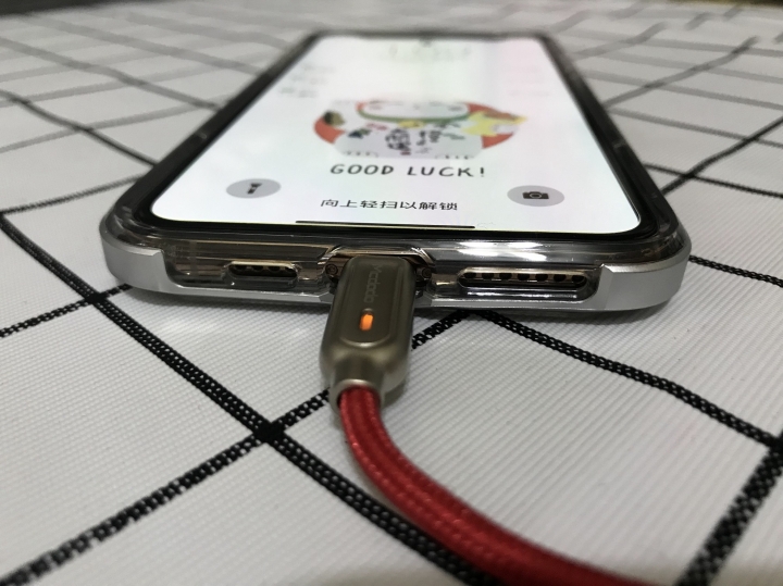 iPhone XS MAX十款保護殼評比 詳細心得