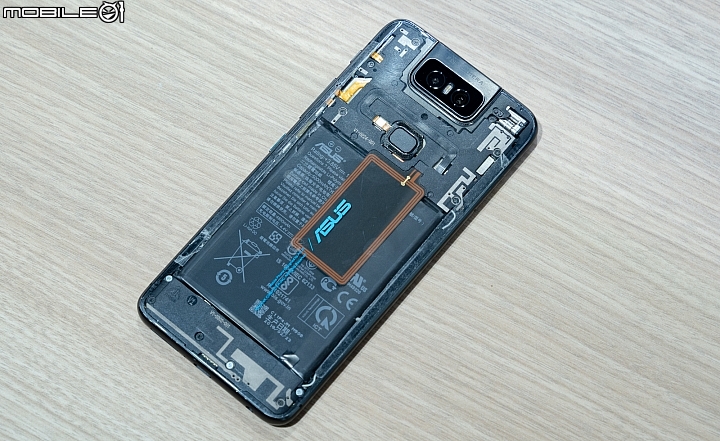 華碩ZenFone 6揭曉:旗艦混搭中階好料、驚喜處在翻轉雙鏡