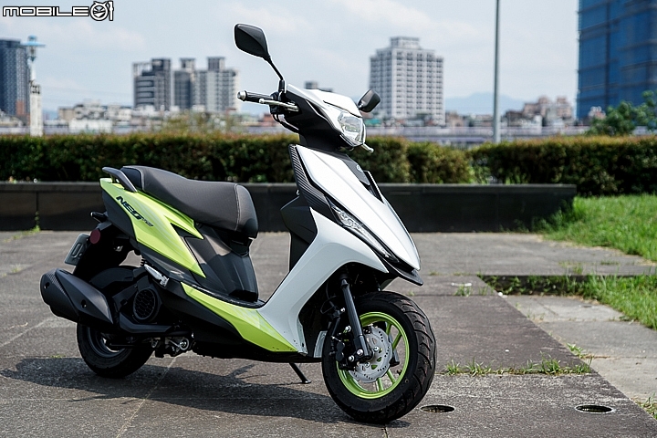 YAMAHA RS NEO v.s. GOGORO 2 Rumbler 正面對決 沒在怕的潮流大PK