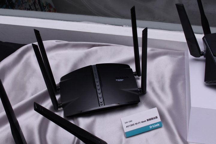 路由器也能保障所有裝置網路安全? D-Link & McAfee雙強聯手 頂級防禦、無縫上網 Wi-Fi Mesh新品體驗會