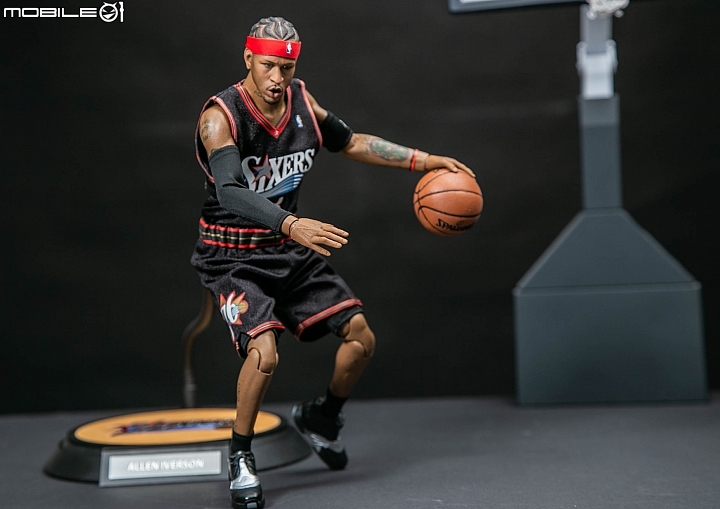 NBA戰神開箱 ENTERBAY Allen Iverson 1/6公仔開箱分享