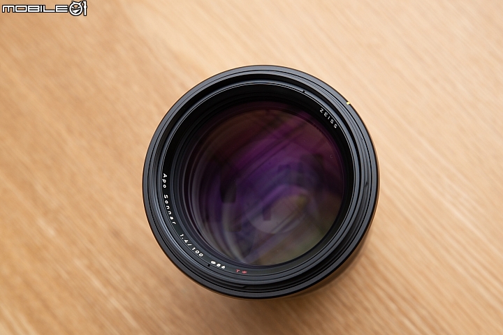 【開箱】Zeiss Otus 1.4/100抵達！ 台灣定價NT8,000