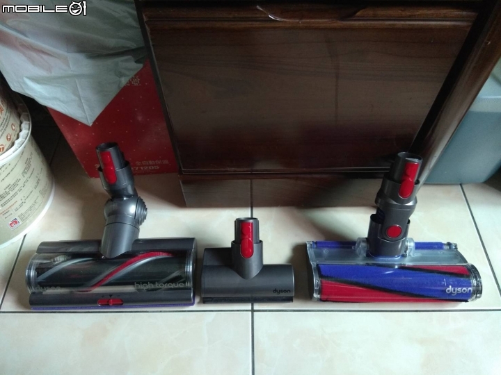 《Dyson V11™無線吸塵器》試用心得(總算打完了)
