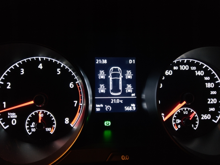 volkswagen sportsvan 與IQ drive沒有距離 升級車道維持系統 ACC巡航 原廠盲點偵測及後方車流警示 數字型胎壓