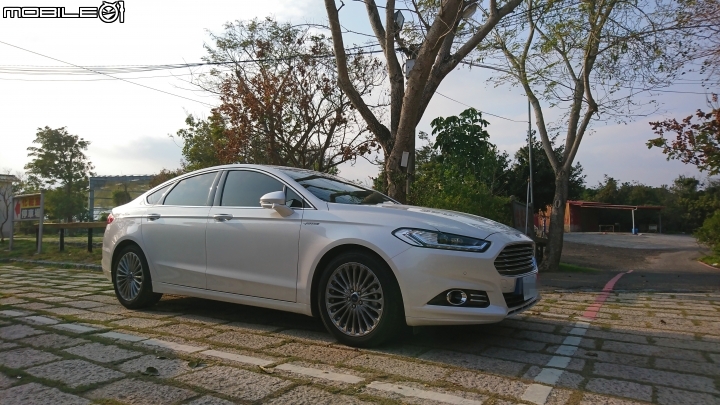 Mondeo 晚了又晚遲了又遲的開箱文