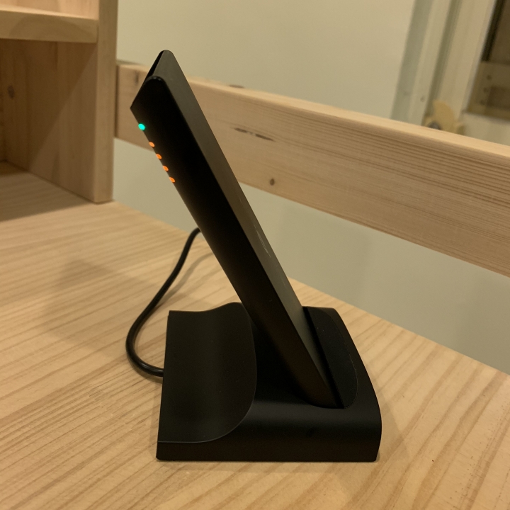 ⟨開箱⟩有電才敢大聲-ODOYO 二合一可攜式Qi無線快充充電盤行動電源