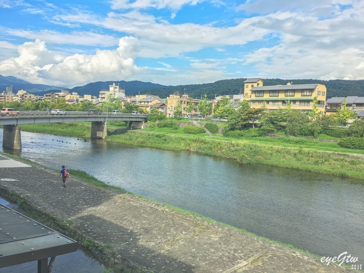 日本京都|AOI KYOTO STAY|鴨川邸 |夏季的午後凝結在町屋的空氣裡