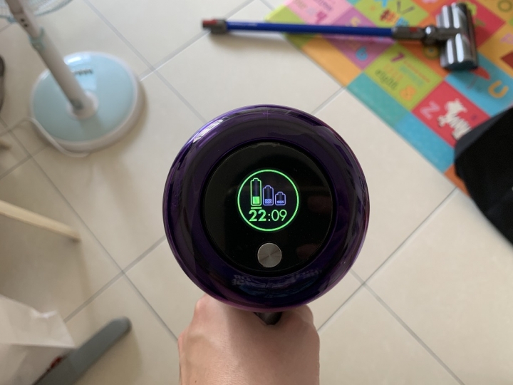 【開箱】Dyson V11 出任務(我召喚你回來,重生吧塵蟎,我還你原形)