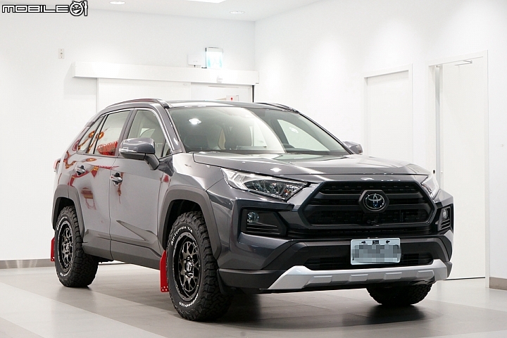 開箱 RAV4 2.5ADV 壞男人特仕版