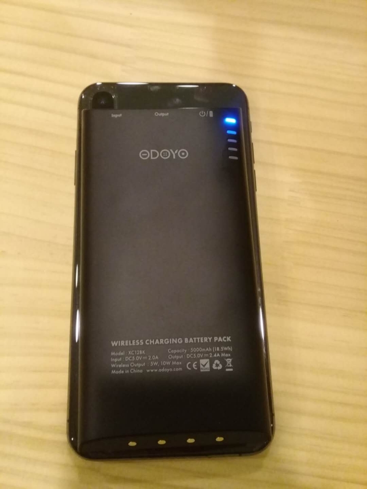 ⟨開箱⟩有電才敢大聲-ODOYO 二合一可攜式Qi無線快充充電盤行動電源