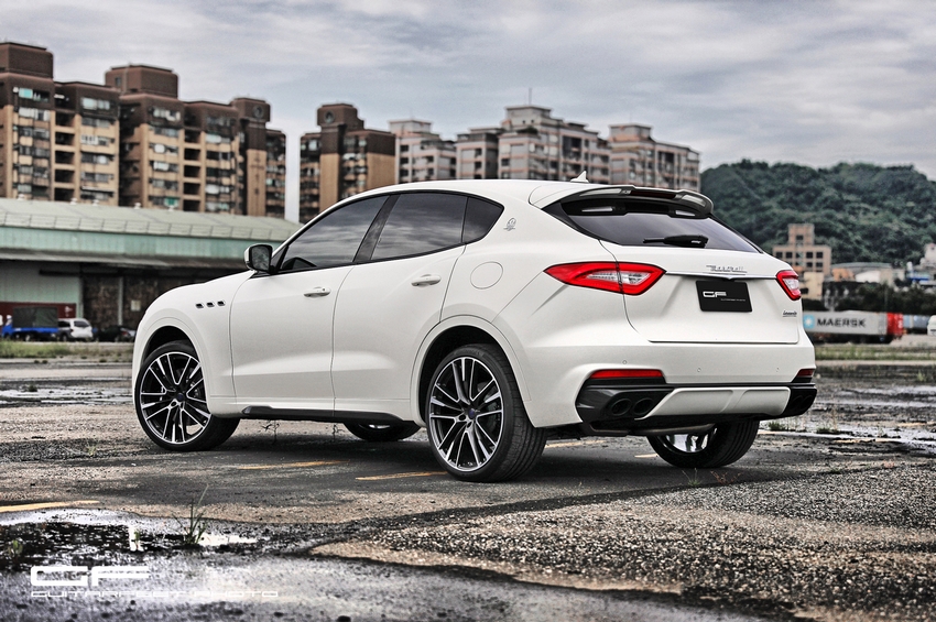 --怒海戰神-- Maserati Levante Trofeo 狂暴 LSUV 重量級登場