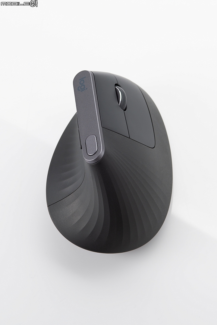 Logitech MX Vertical 可以緩解手腕疼痛問題嗎？