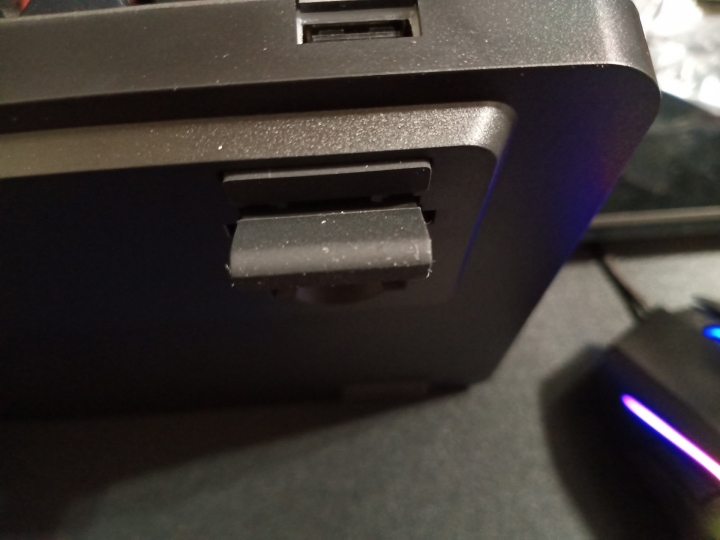 赤度CIDOOO CD702S 80% RGB 稜鏡軸鍵盤開箱