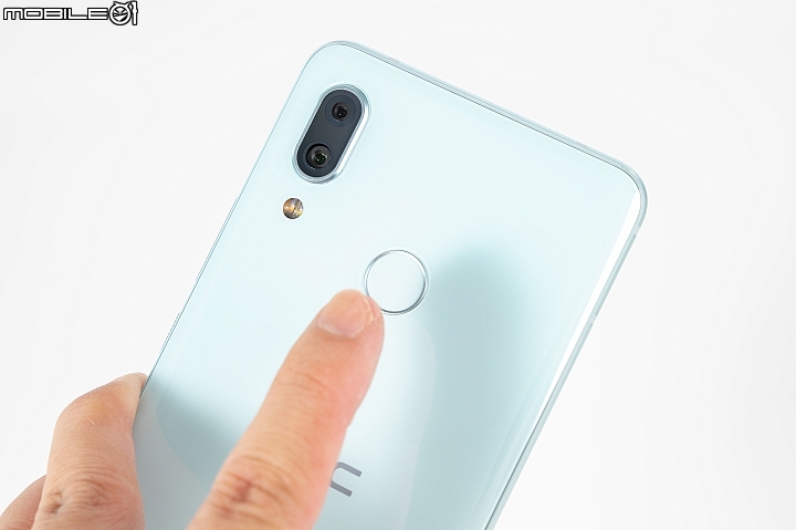 HTC U19e體驗報告:四鏡頭用法特殊、水漾玻璃是「看」點