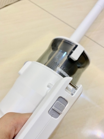 開箱TWINBIRD強力吸「吹」兩用吸塵器 (TB-G005DTW)