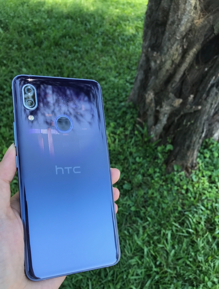 (開箱)買了hTC U19e超凡紫心得