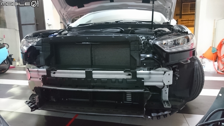 Mondeo 晚了又晚遲了又遲的開箱文