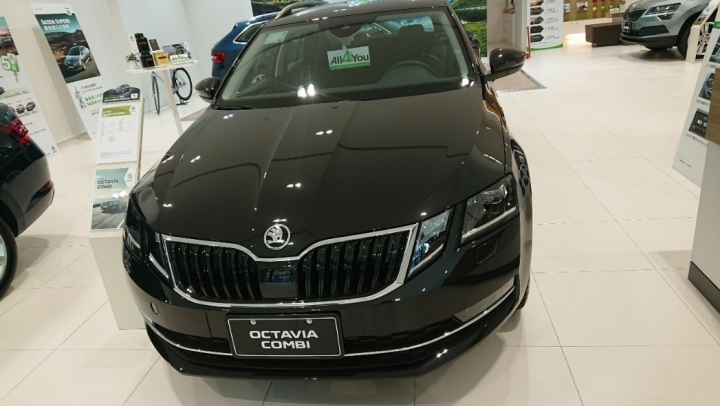 Levorg、Mazda6 Wagon、OCTAVIA COMBI賞車比較