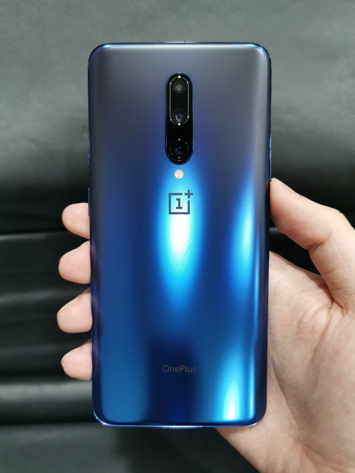 陸版 OnePlus 7pro 星霧藍 簡易心得分享