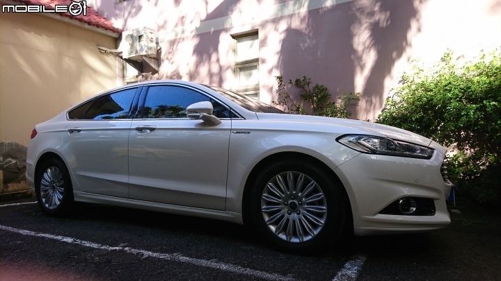 Mondeo 晚了又晚遲了又遲的開箱文