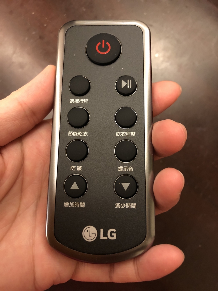 第一次開箱文 LG免曬衣乾衣機 WR-90TW