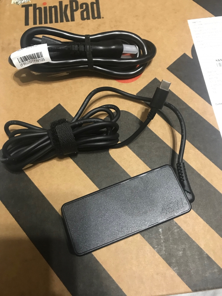 ThinkPad X390 開箱