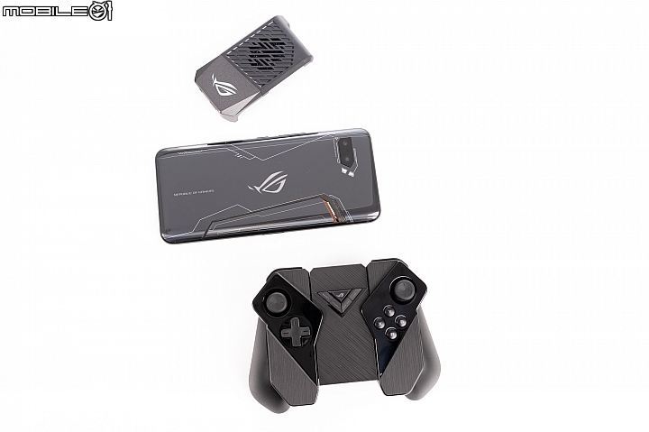 王者風範!ASUS ROG Phone II大全套開箱、初步效能測試