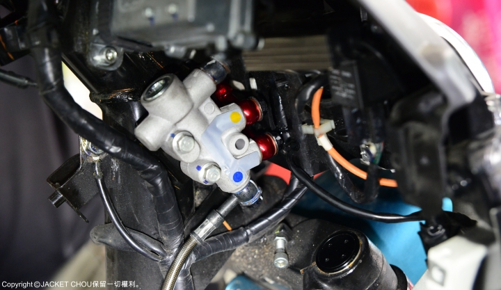 我的 gogoro S2 升級日誌:煞車直推總泵