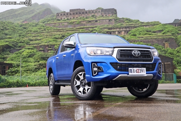 Toyota Hilux發表前試駕,名不虛傳的運動皮卡神車!