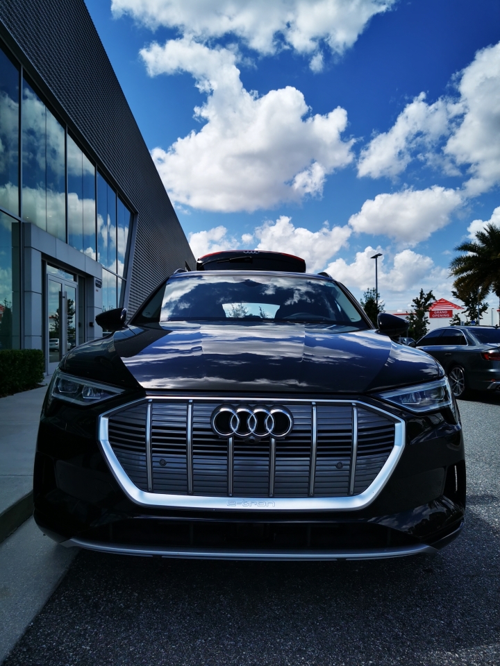 Audi e-tron SUV 之賞車與試駕心得 (FL, US) + 109.09.28 官網公告價格、規配表